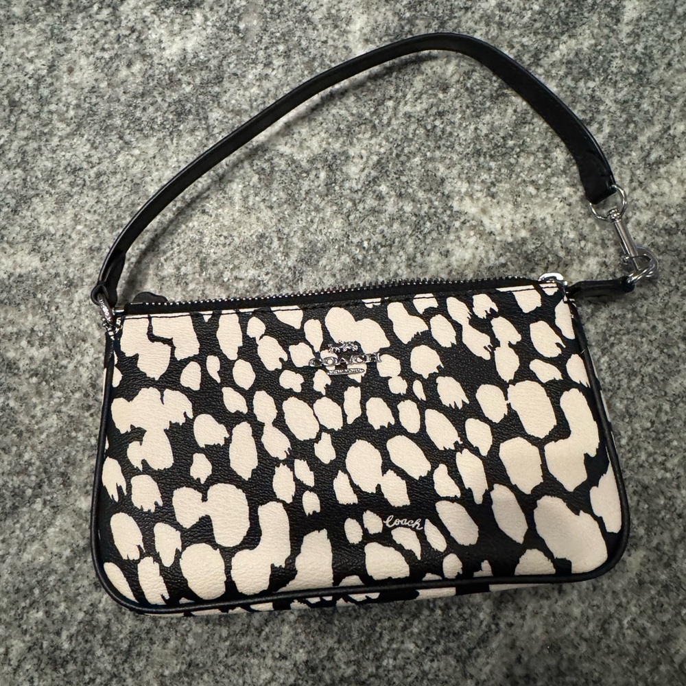 Coach Black and white Abstract Shoulder Bag